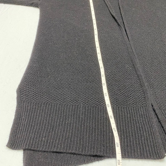 Gap cardigan EUC - Picture 7 of 7